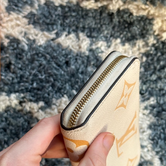 Louis Vuitton Amplant Visor Pool Zippy Wallet Empreinte Leather - Picture 11 of 12